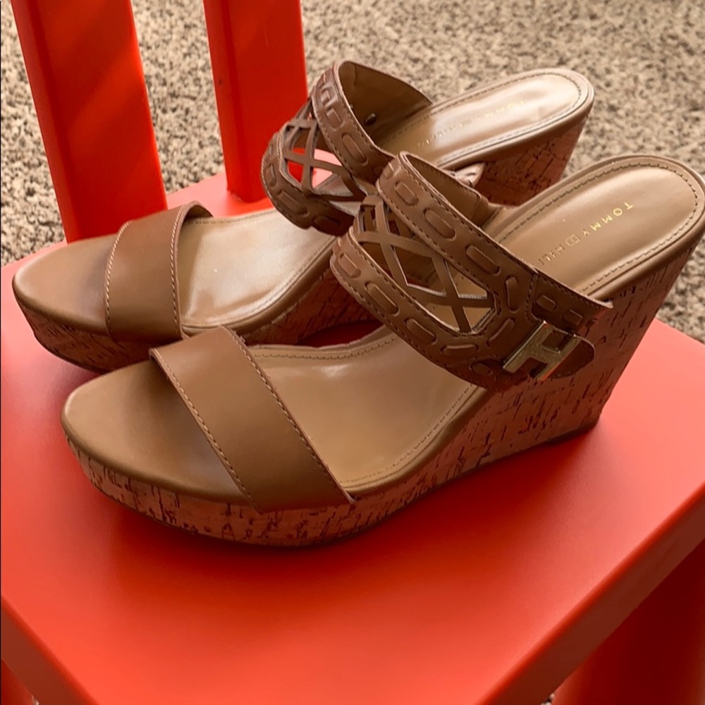 Tommy Hilfiger camel 8M